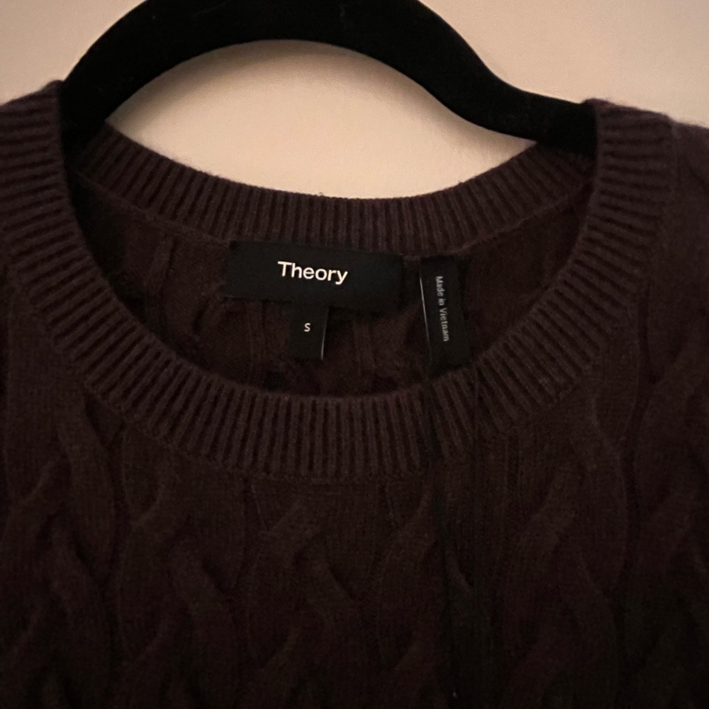 NWT Theory cashmere Cable Knit Short Sleeve sweater - plum purple - size S - Picture 3 of 11
